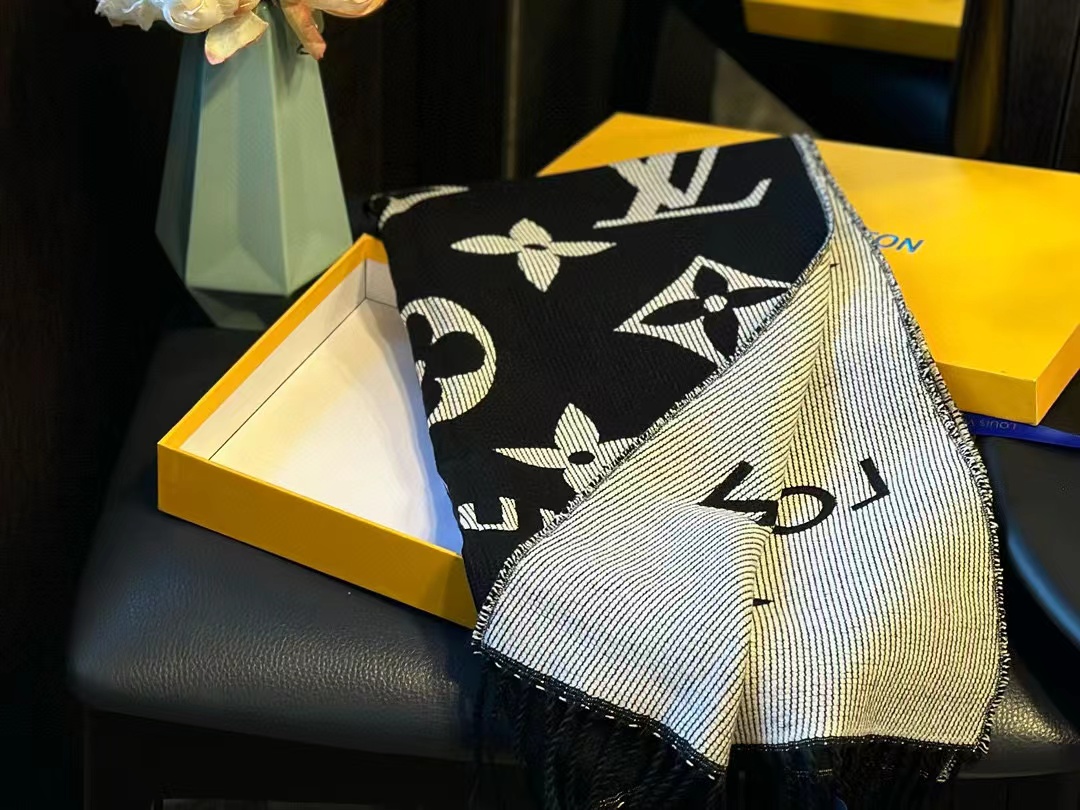 LVジャカード両面カシミヤ【50％割引+送料無料】