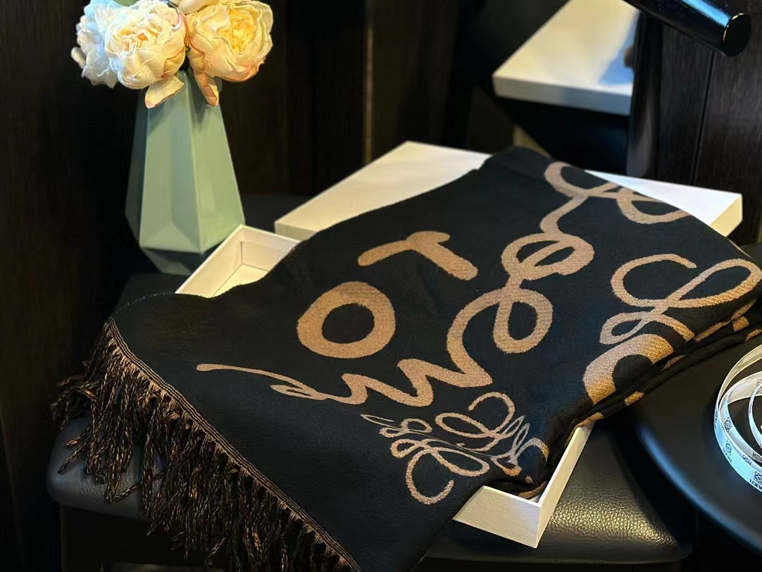 L0WEW フリンジ付きカシミヤスカーフ【50％割引+送料無料】