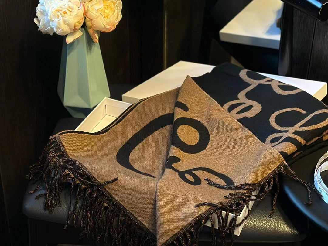 L0WEW フリンジ付きカシミヤスカーフ【50％割引+送料無料】