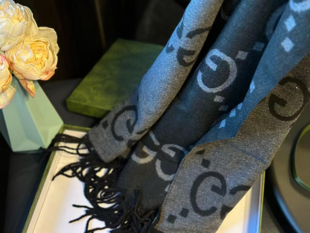 GUCC1 クラシック フリンジ カシミア スカーフ【50％割引+送料無料】