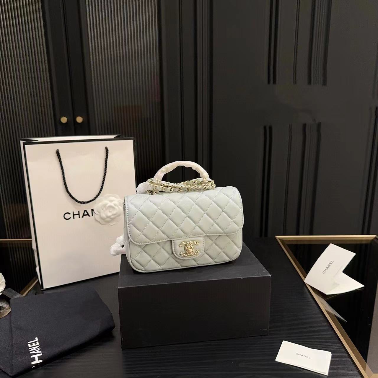 CHANE1 ハンドルラインストーン CF フラップバッグ【50％割引+送料無料】