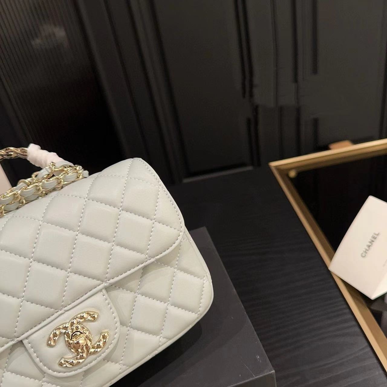 CHANE1 ハンドルラインストーン CF フラップバッグ【50％割引+送料無料】