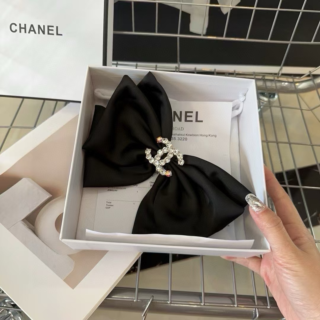 CHANE1 ダブルC ラインストーン ヘアピン【50％割引+送料無料】