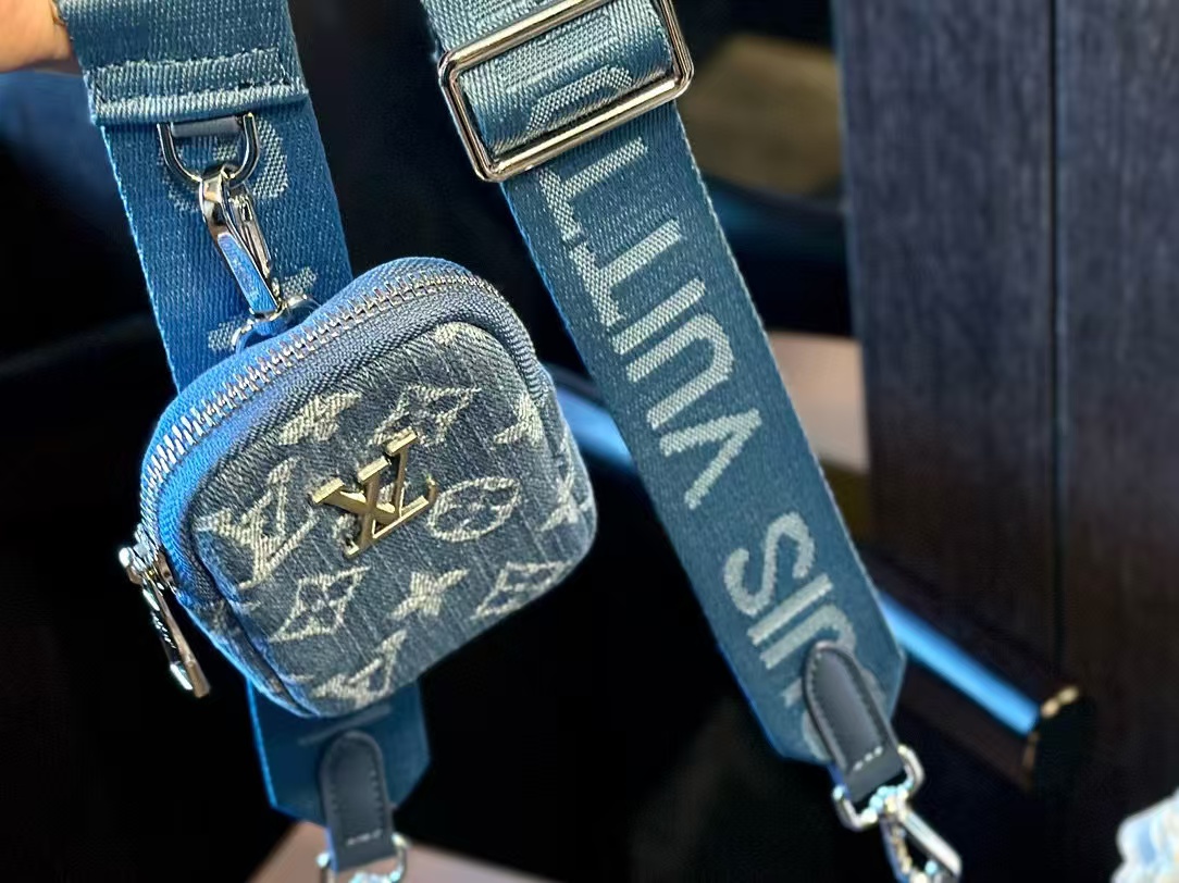 LV スリーインワン デニム チェーン 脇下バッグ【50％割引+送料無料】