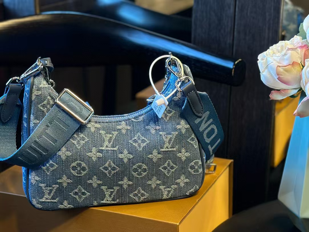 LV スリーインワン デニム チェーン 脇下バッグ【50％割引+送料無料】