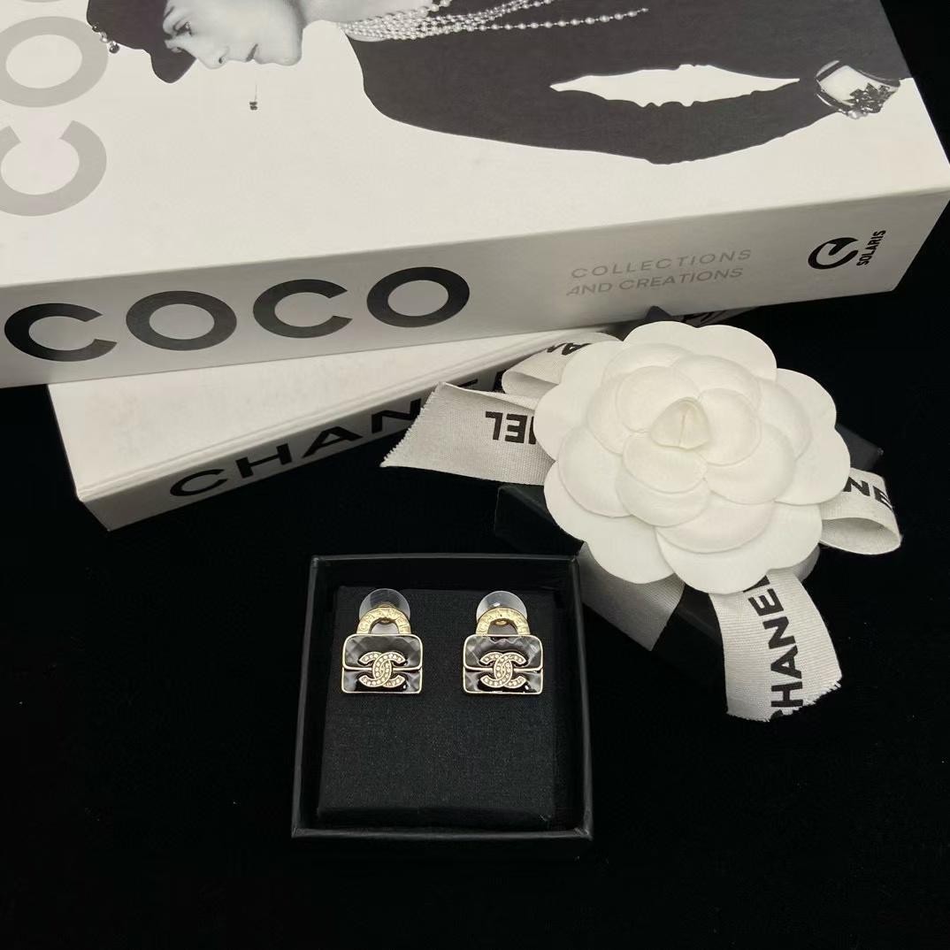 CHANE1 ダブルCバッグタイプピアス【50％割引+送料無料】