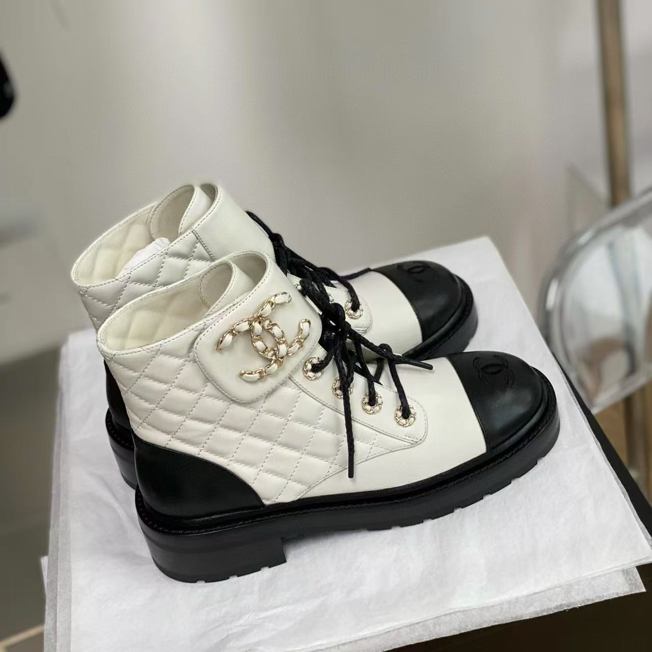 CHANE1 レースアップ カラーブロック ショートブーツ【50％割引+送料無料】