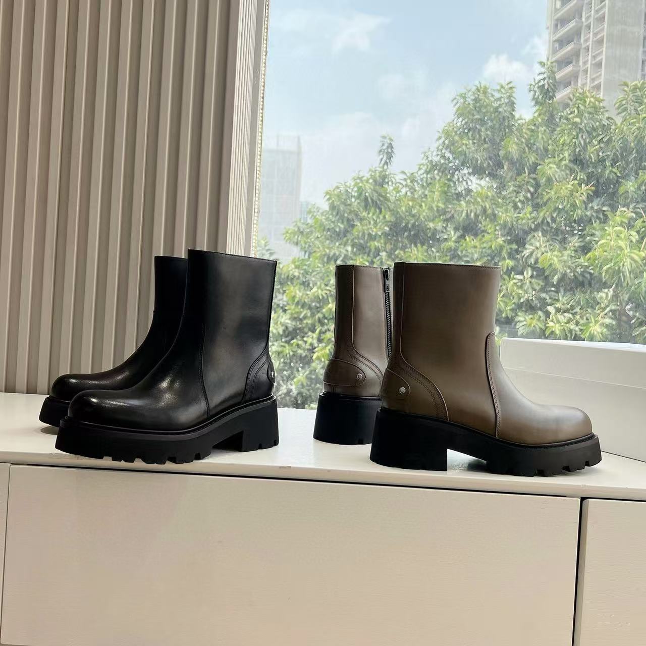 CEL1NE 上質な凱旋門シンプルショートブーツ【50％割引+送料無料】