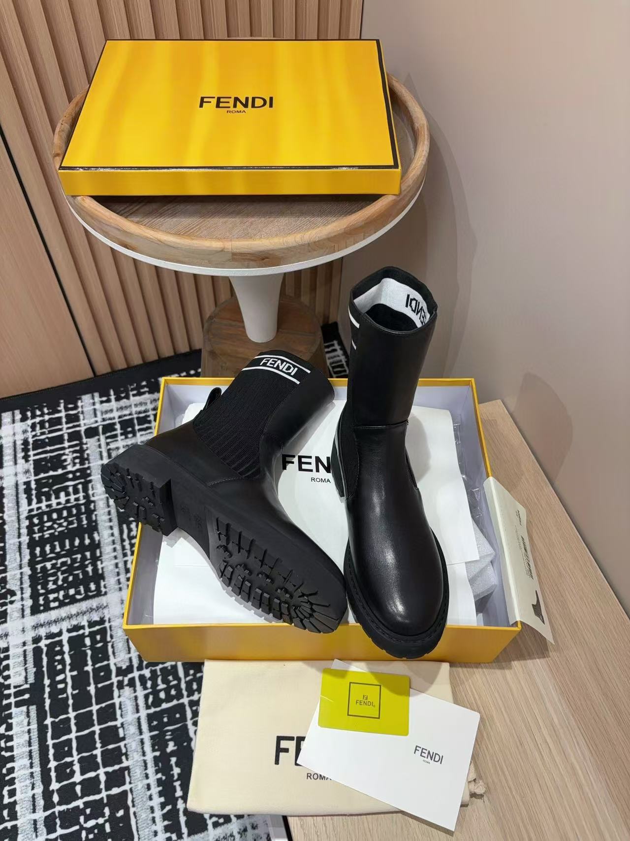 FEND1 高品質シープスキンブーツ【50％割引+送料無料】