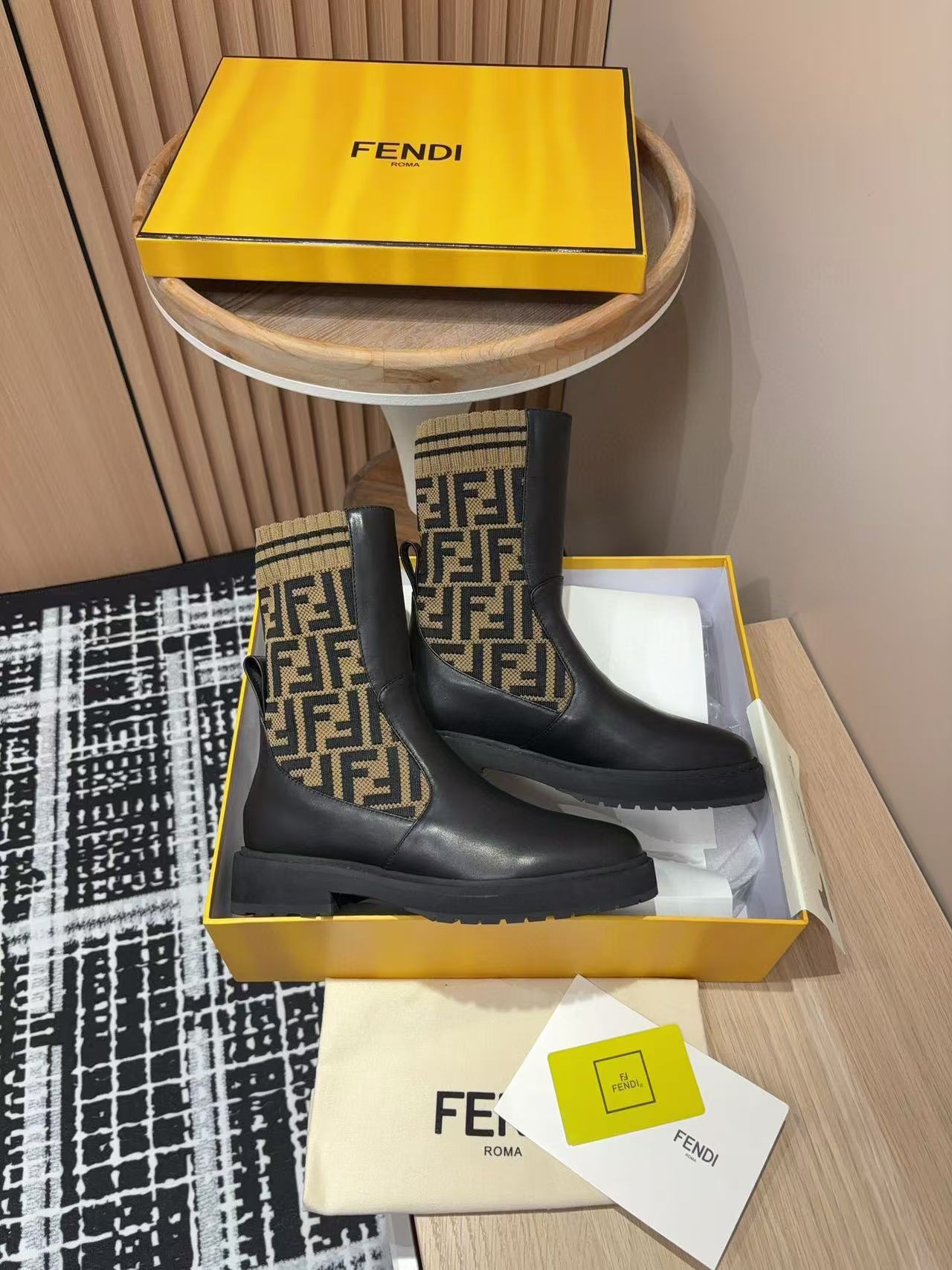 FEND1 高品質シープスキンブーツ【50％割引+送料無料】