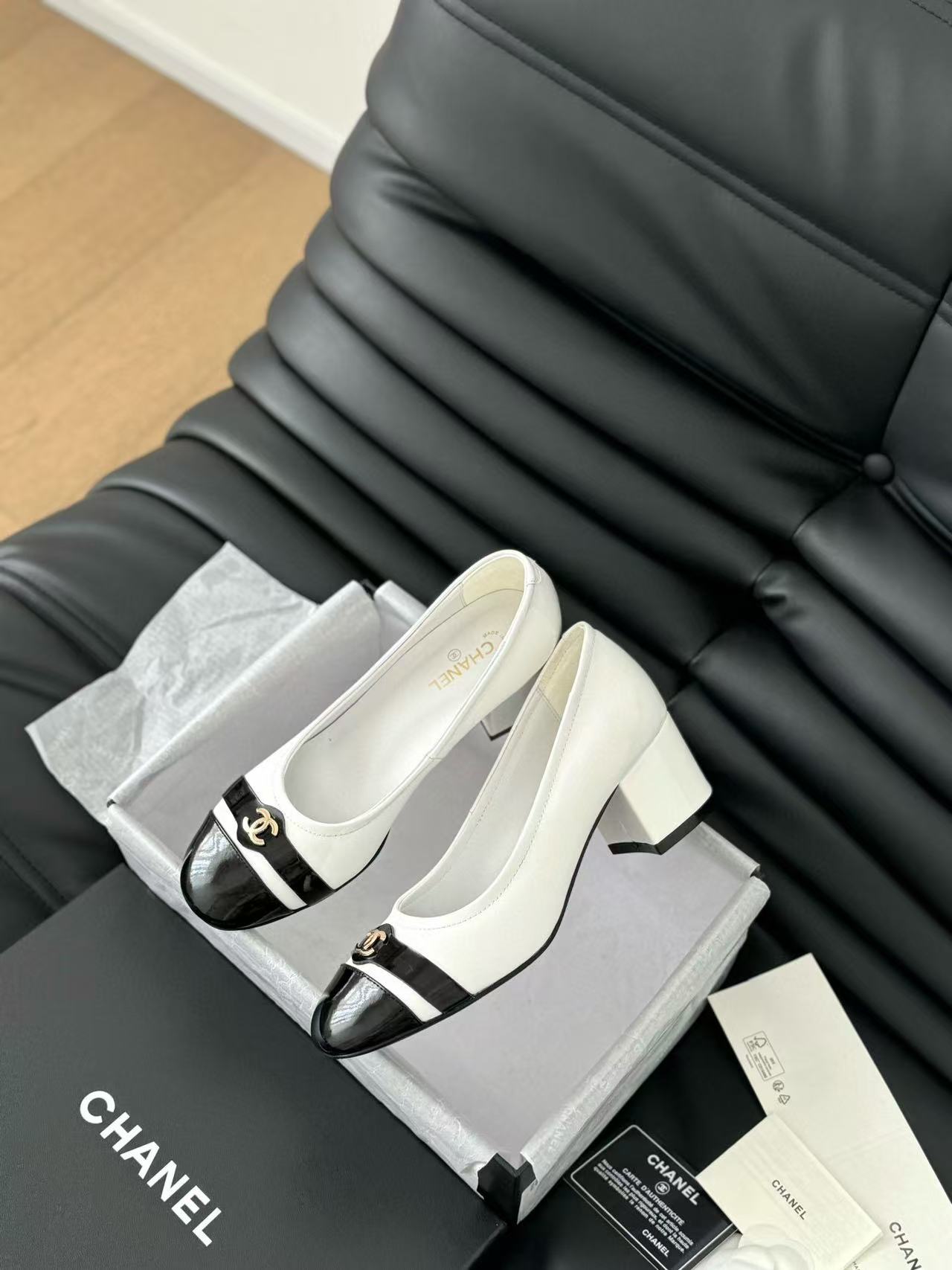 CHANE1 高品質ダブル C ロゴ メリージェーン ハイヒール【50％割引+送料無料】