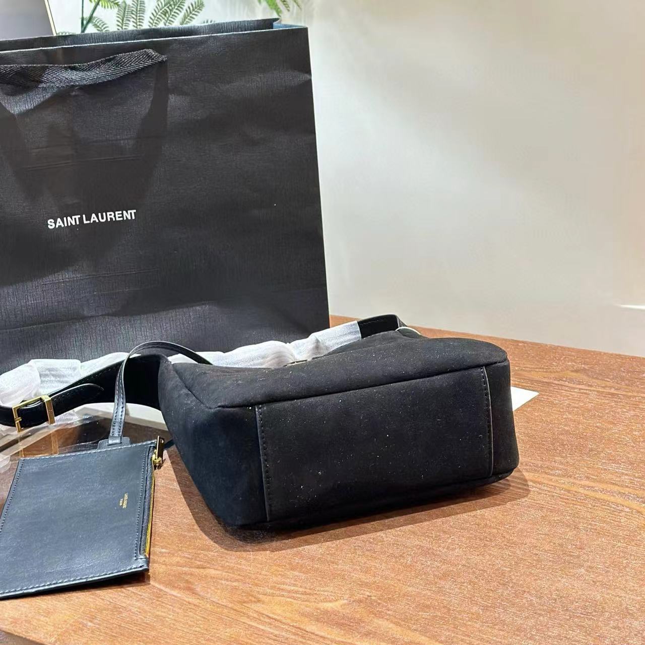 YSL スエード バケットバッグ【50％割引+送料無料】