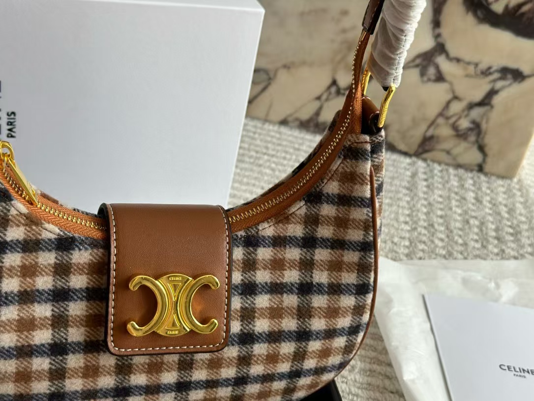 CEL1NE 凱旋門チェック柄脇下バッグ【50％割引+送料無料】