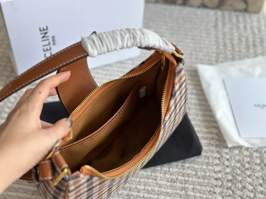 CEL1NE 凱旋門チェック柄脇下バッグ【50％割引+送料無料】