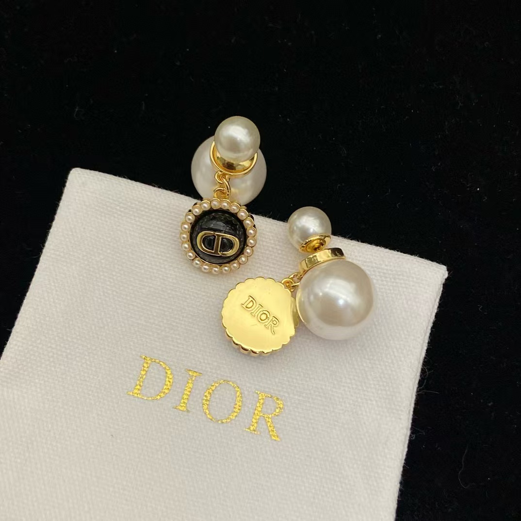DI0R CD パール スタッド ピアス【50％割引+送料無料】