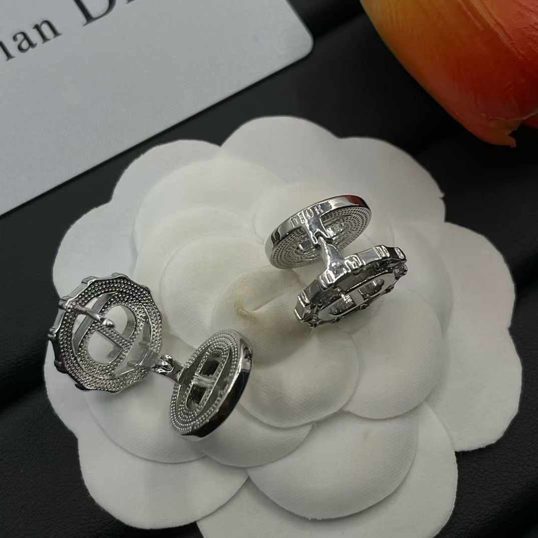 DI0R ダイヤモンド CD スタッド ピアス【50％割引+送料無料】