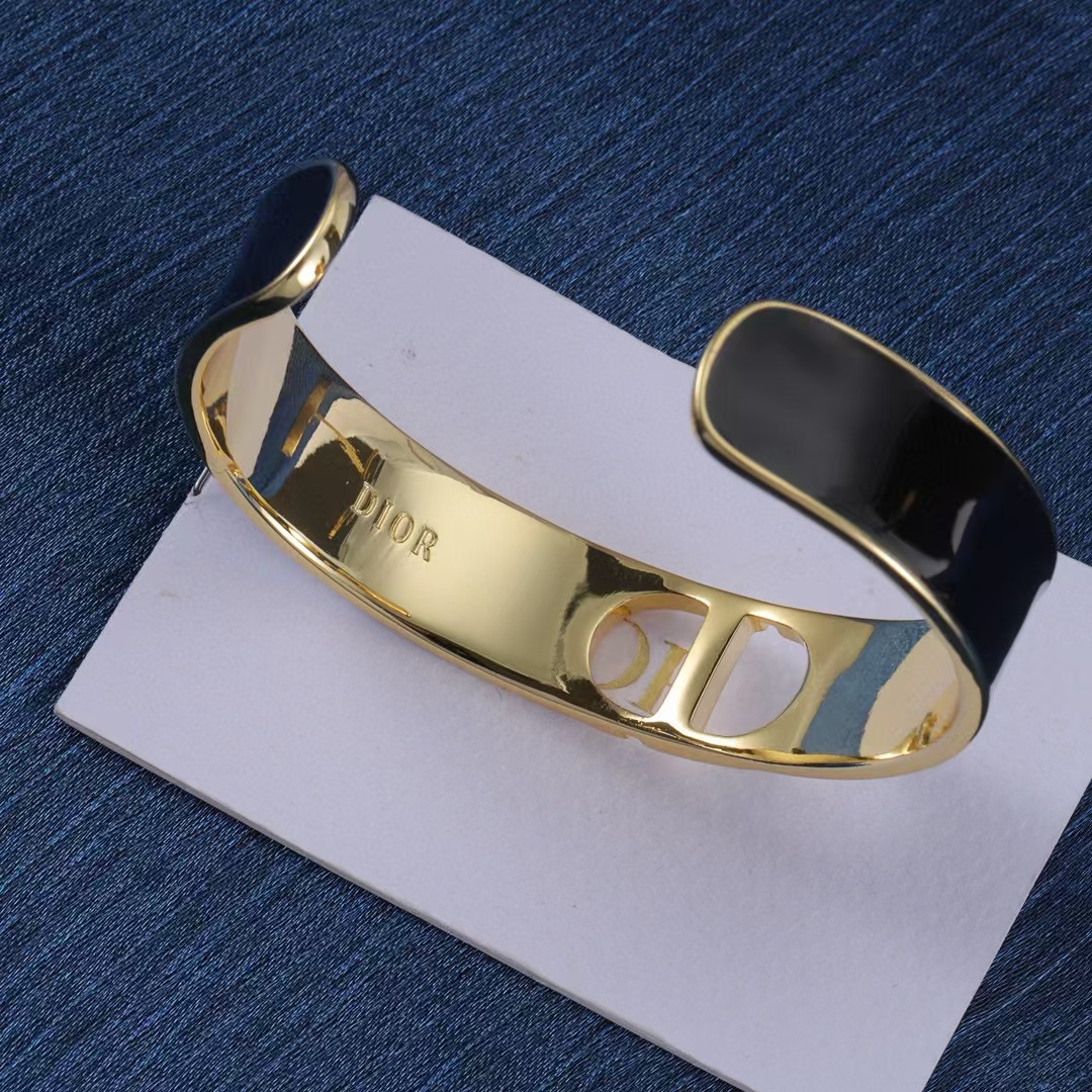 DI0RブラックCDブレスレット【50％割引+送料無料】