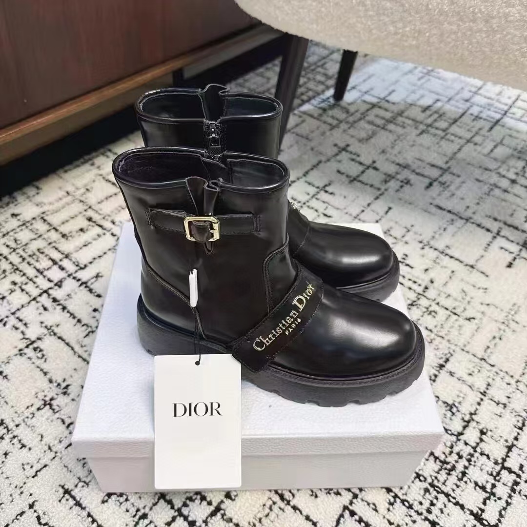DI0R シンプルレターブーツ【50％割引+送料無料】