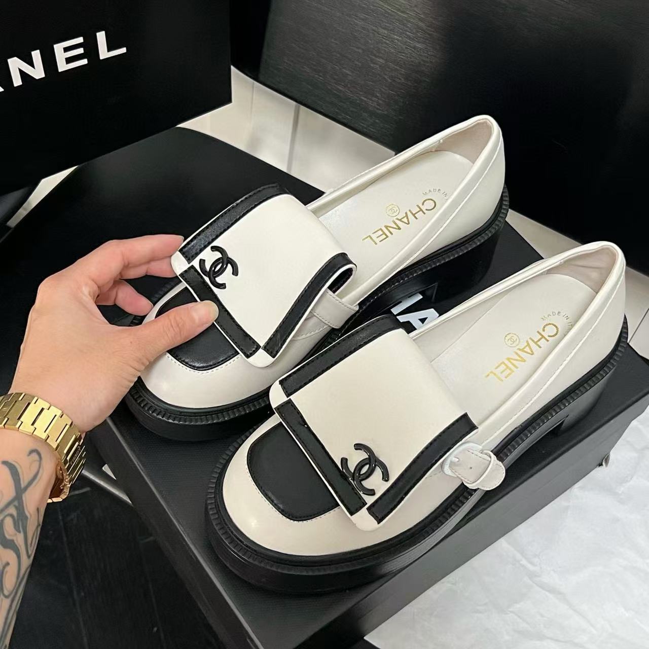 CHANE1 白黒パンダローファー【50％割引+送料無料】