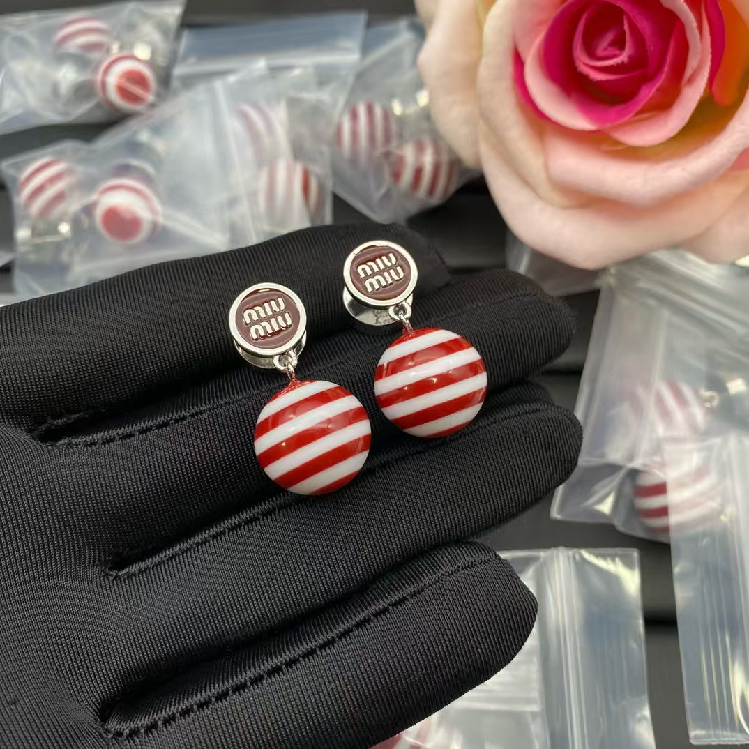 M1UM1U ストライプ ラウンド イヤリング【50％割引+送料無料】