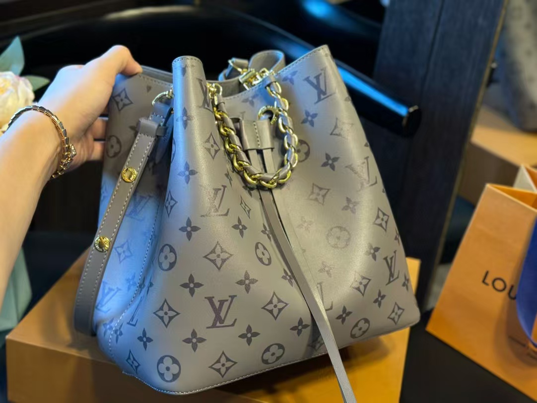 LV 新作バケットバッグ【 50％割引+送料無料】