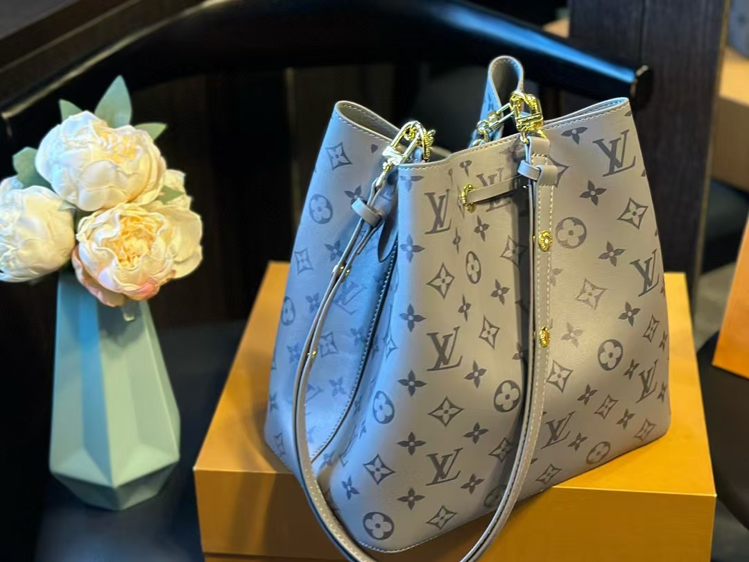 LV 新作バケットバッグ【 50％割引+送料無料】