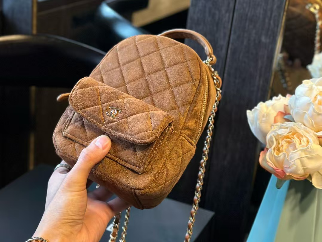 CHANE1miniチェーンバックパック【 50％割引+送料無料】