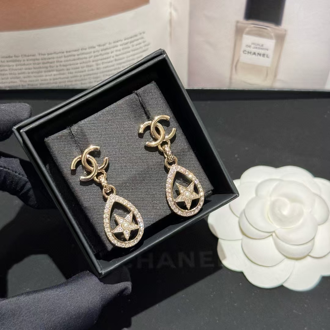 CHANE1 中空五つ星パールピアス【50％割引+送料無料】