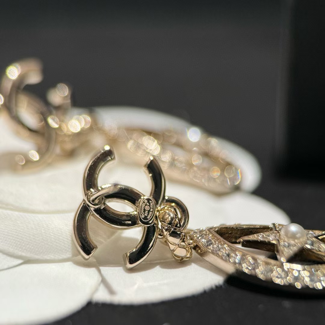 CHANE1 中空五つ星パールピアス【50％割引+送料無料】