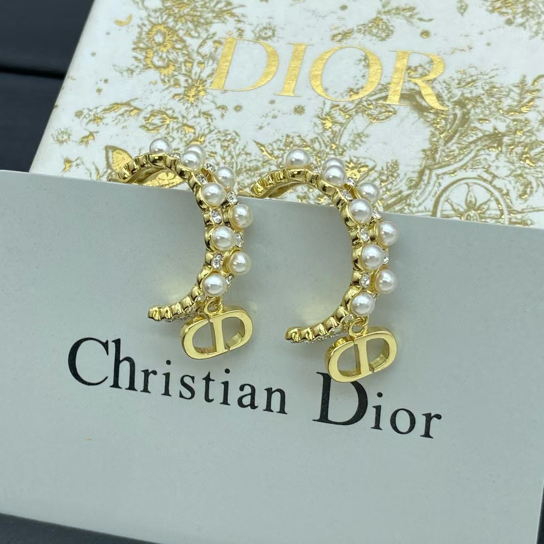 DI0R CDパールイヤリング【50％割引+送料無料】