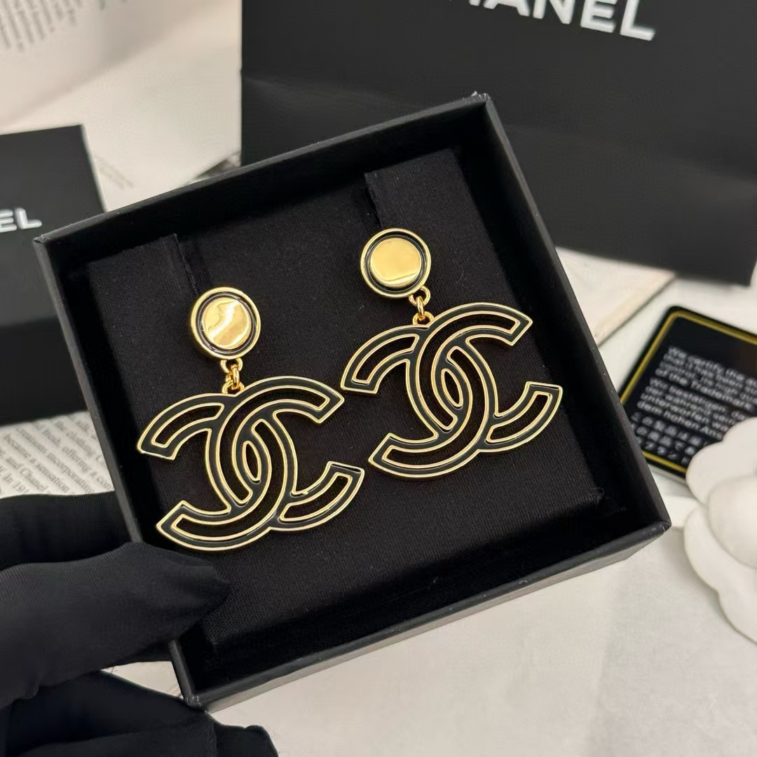 CHANE1 ダブルC イヤリング+ブローチ 2点セット【50％割引+送料無料】