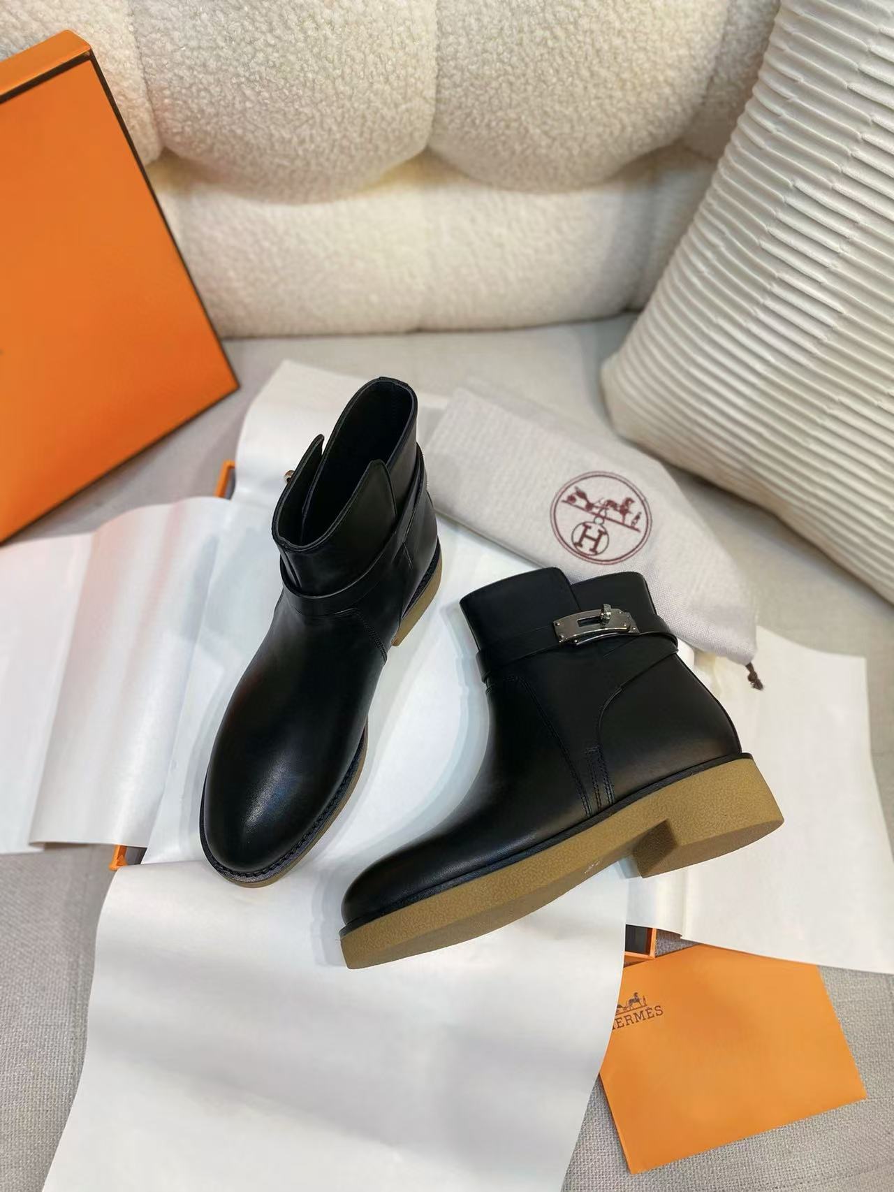 HERME5 上質なシンプル牛革ショートブーツ【50％割引+送料無料】