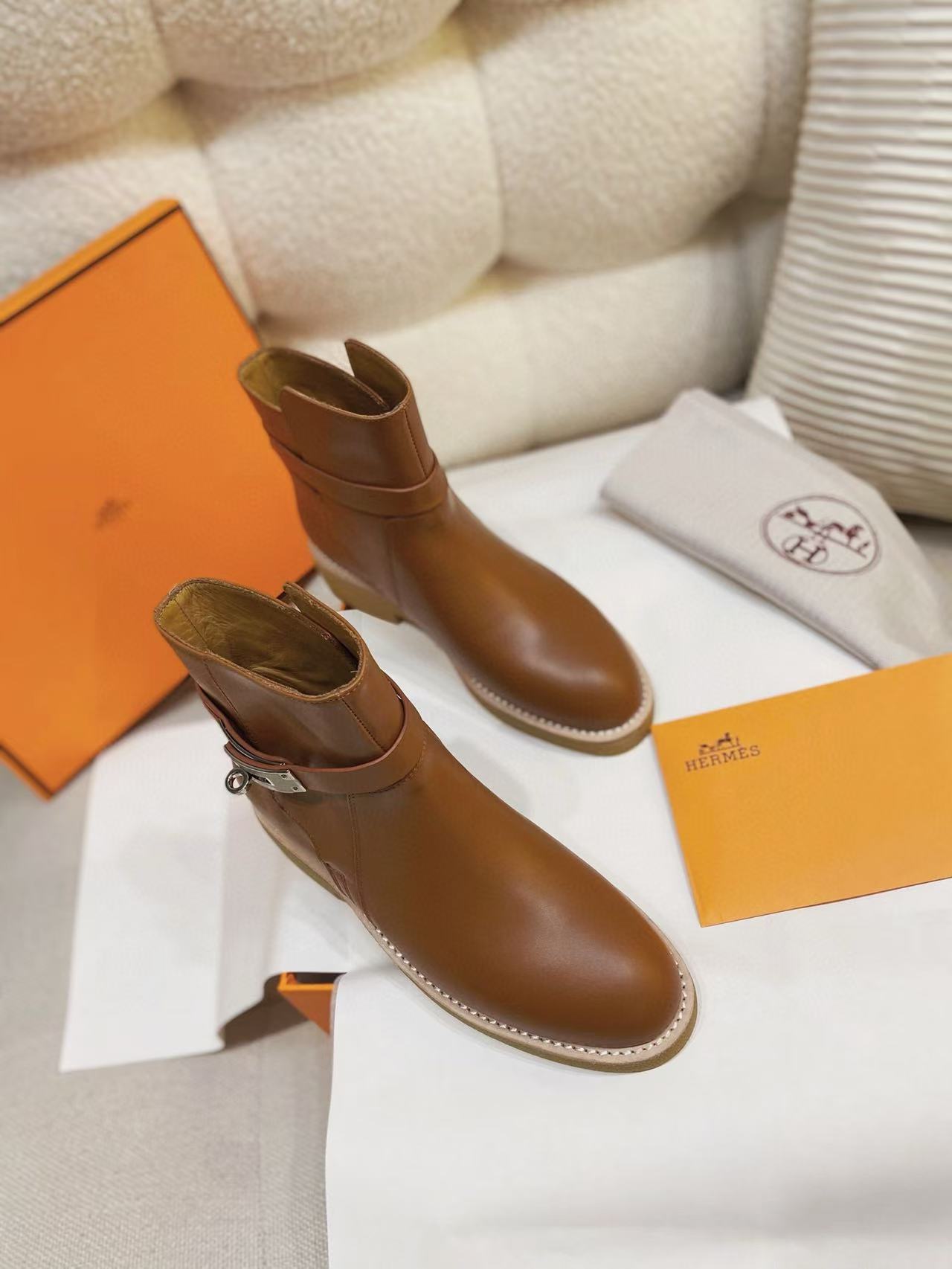 HERME5 上質なシンプル牛革ショートブーツ【50％割引+送料無料】