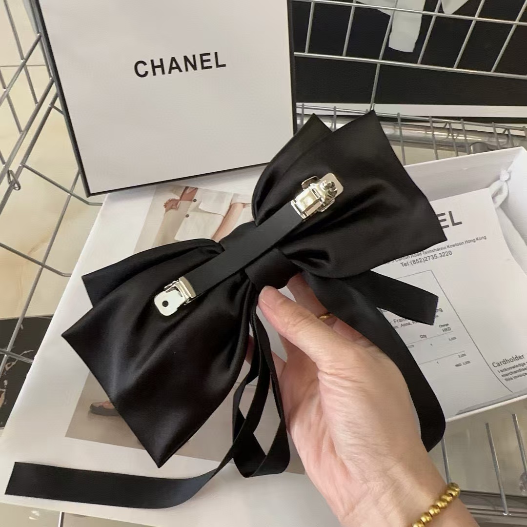 CHANE1 ダブル C ロゴ リボン ヘアクリップ【50％割引+送料無料】