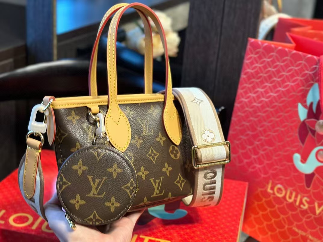 LV mini Tote老眼ハンドバッグ【50％割引+送料無料】