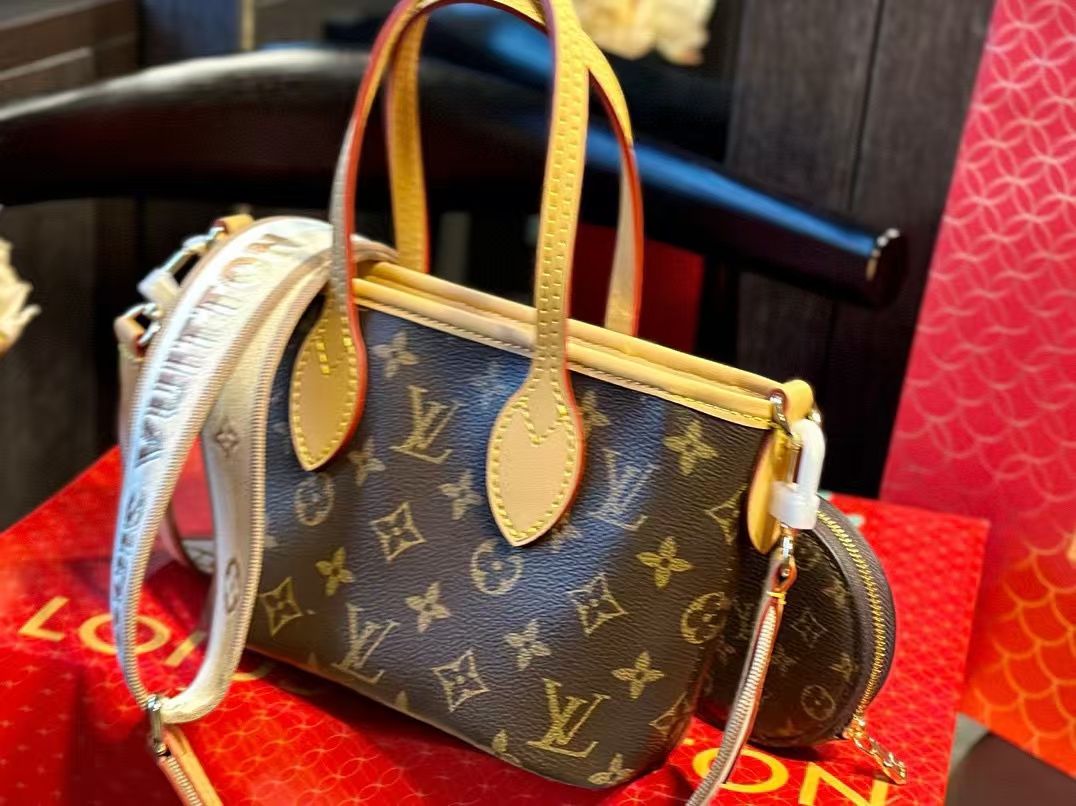 LV mini Tote老眼ハンドバッグ【50％割引+送料無料】
