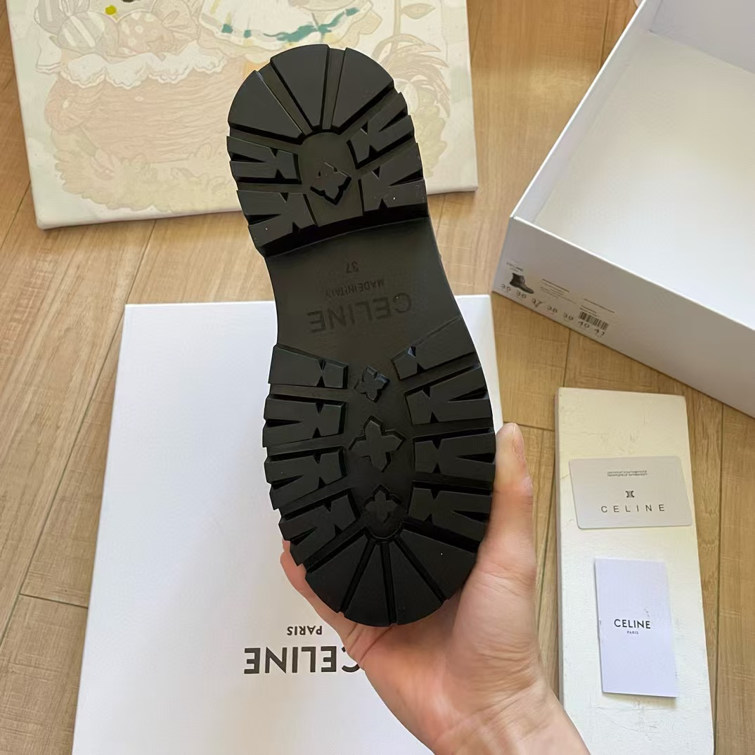 CEL1NE シンプル凱旋門ブーツ【50％割引+送料無料】