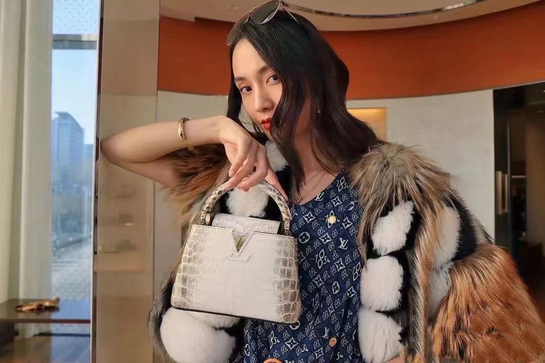 LV ヒマラヤン ハンドバッグ【 50％割引+送料無料】