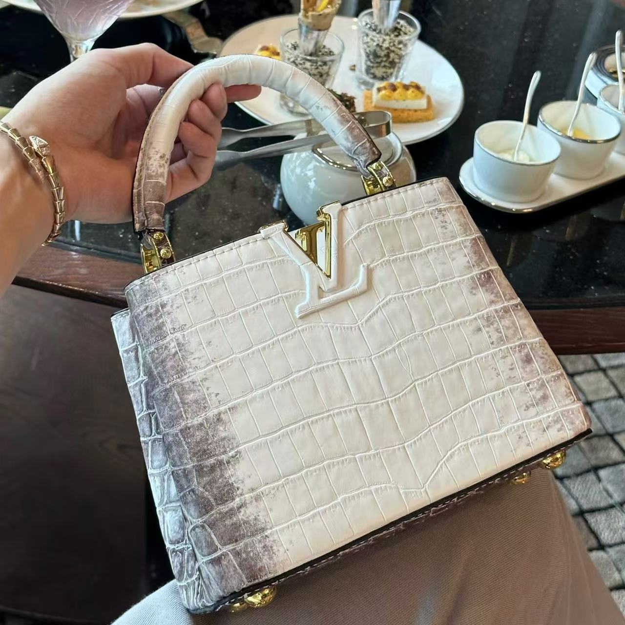 LV ヒマラヤン ハンドバッグ【 50％割引+送料無料】