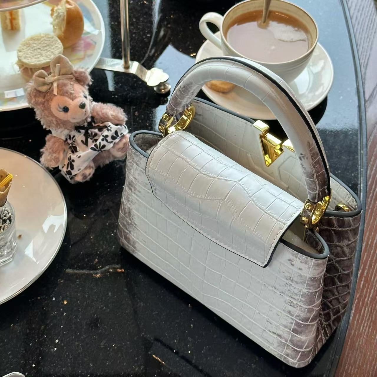 LV ヒマラヤン ハンドバッグ【 50％割引+送料無料】