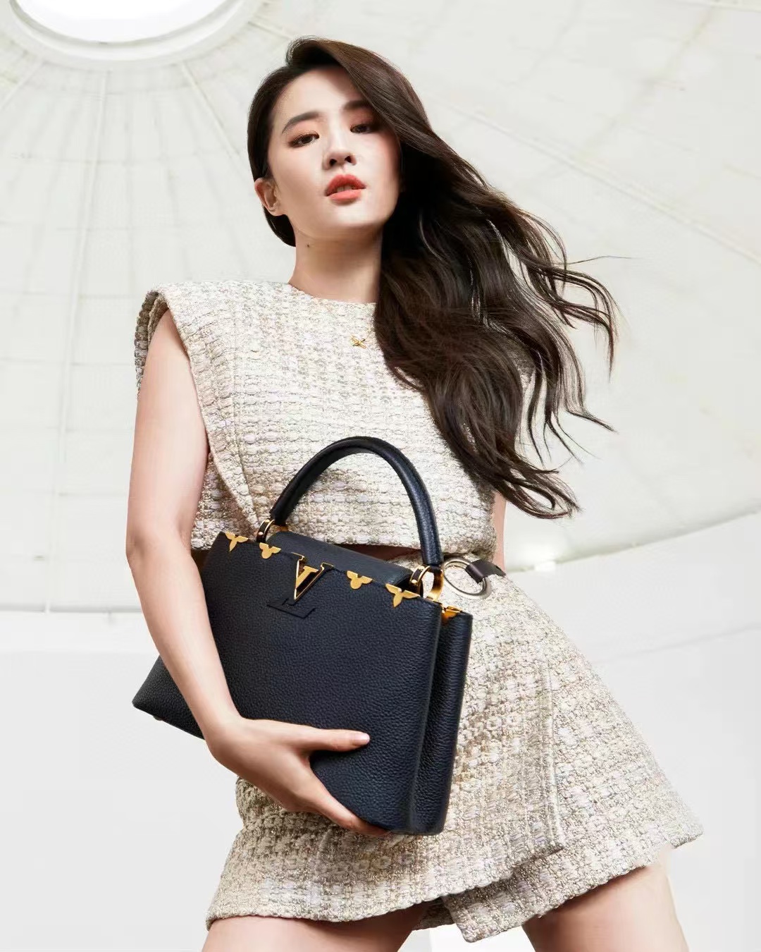 LV Capucines牛革ハンドバッグ【 50％割引+送料無料】