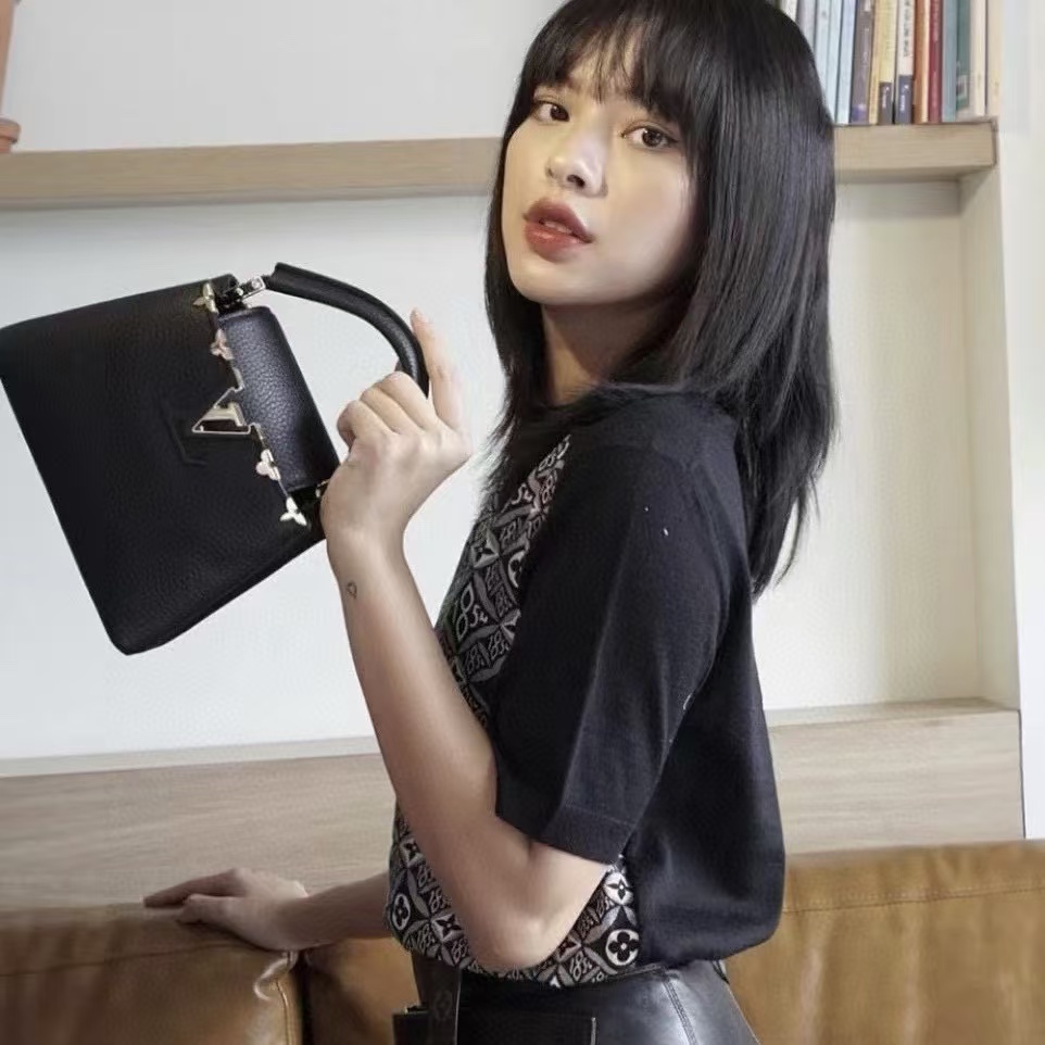 LV Capucines牛革ハンドバッグ【 50％割引+送料無料】