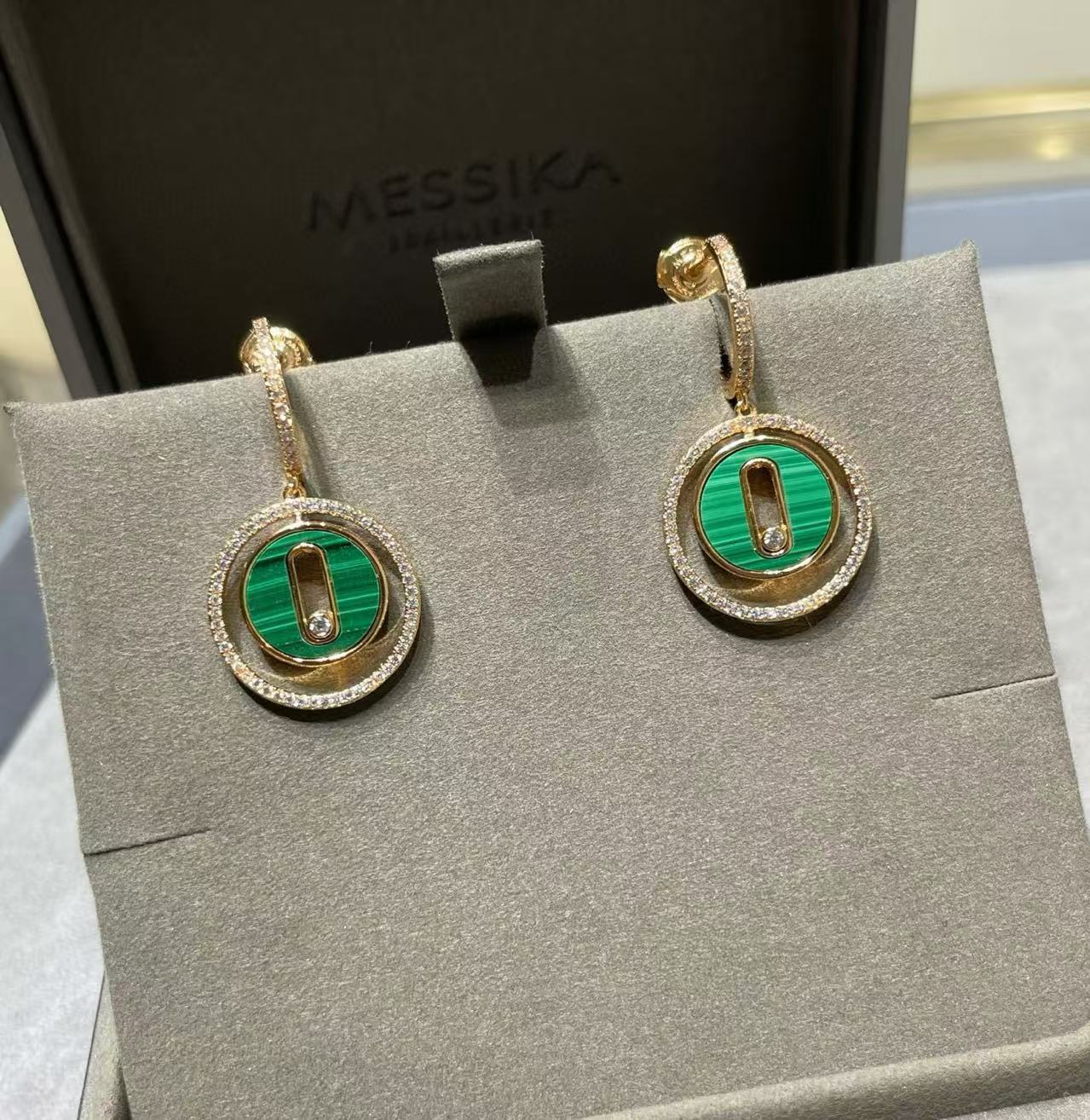 MESS1KA定番マラカイト ピアス+ネックレス 2点セット 【50％割引+送料無料】