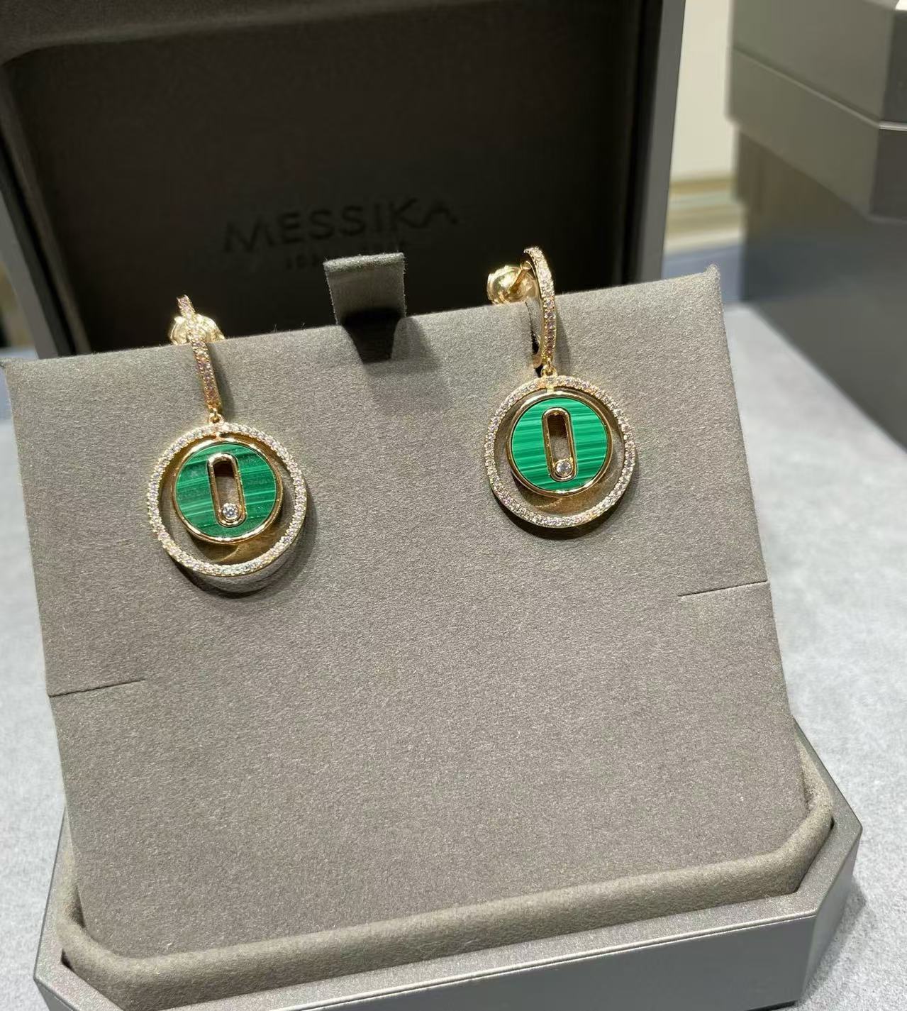 MESS1KA定番マラカイト ピアス+ネックレス 2点セット 【50％割引+送料無料】