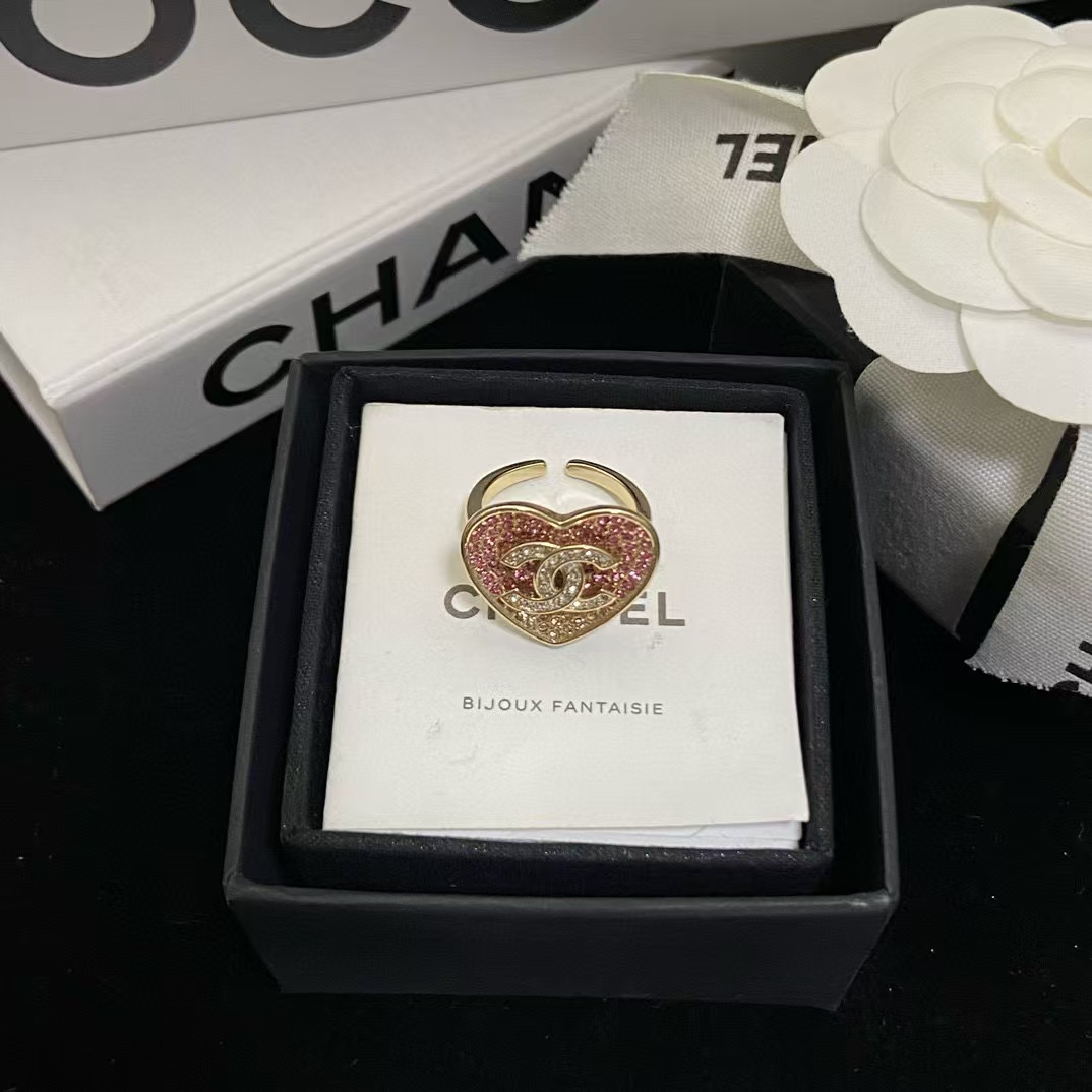 CHANE1 ダブルCロゴ ピンクピーチハートリング【50％割引+送料無料】