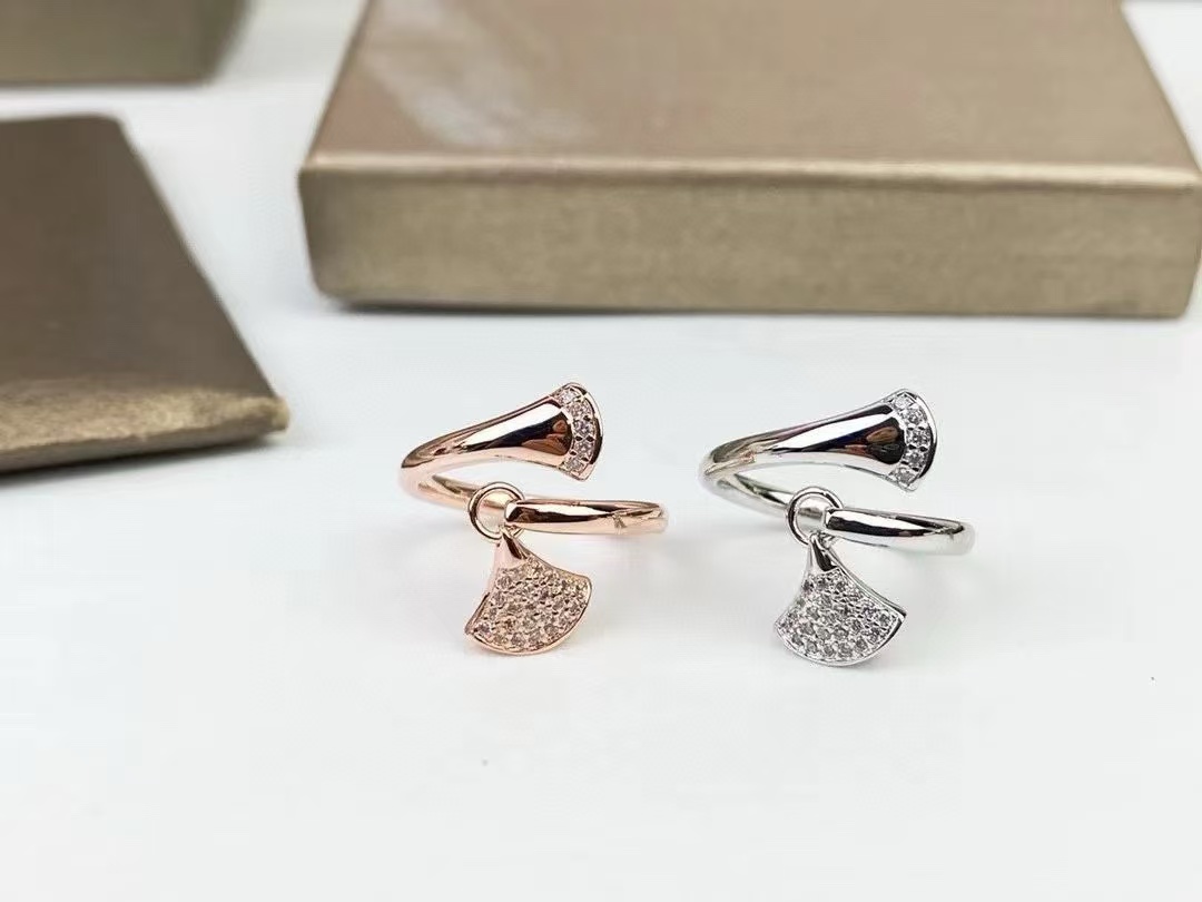 BVLGAR1 ダイヤモンドファンリング【50％割引+送料無料】