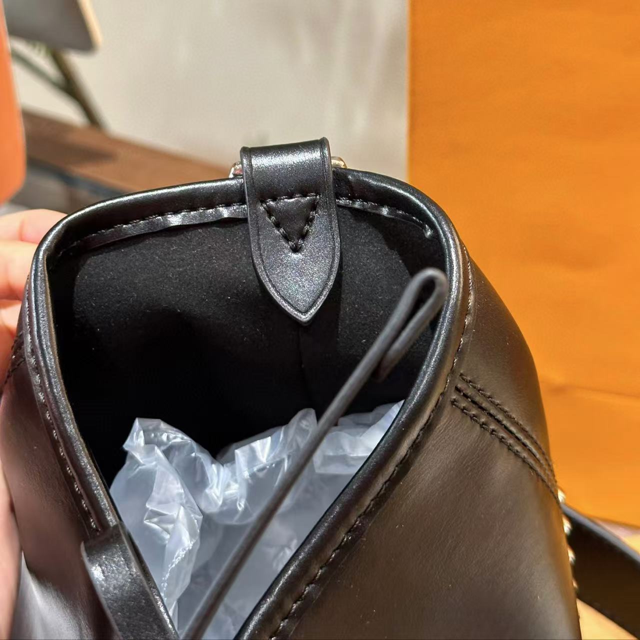 LV ショルダーストラップ老眼チェーンショルダーバッグ【 50％割引+送料無料】