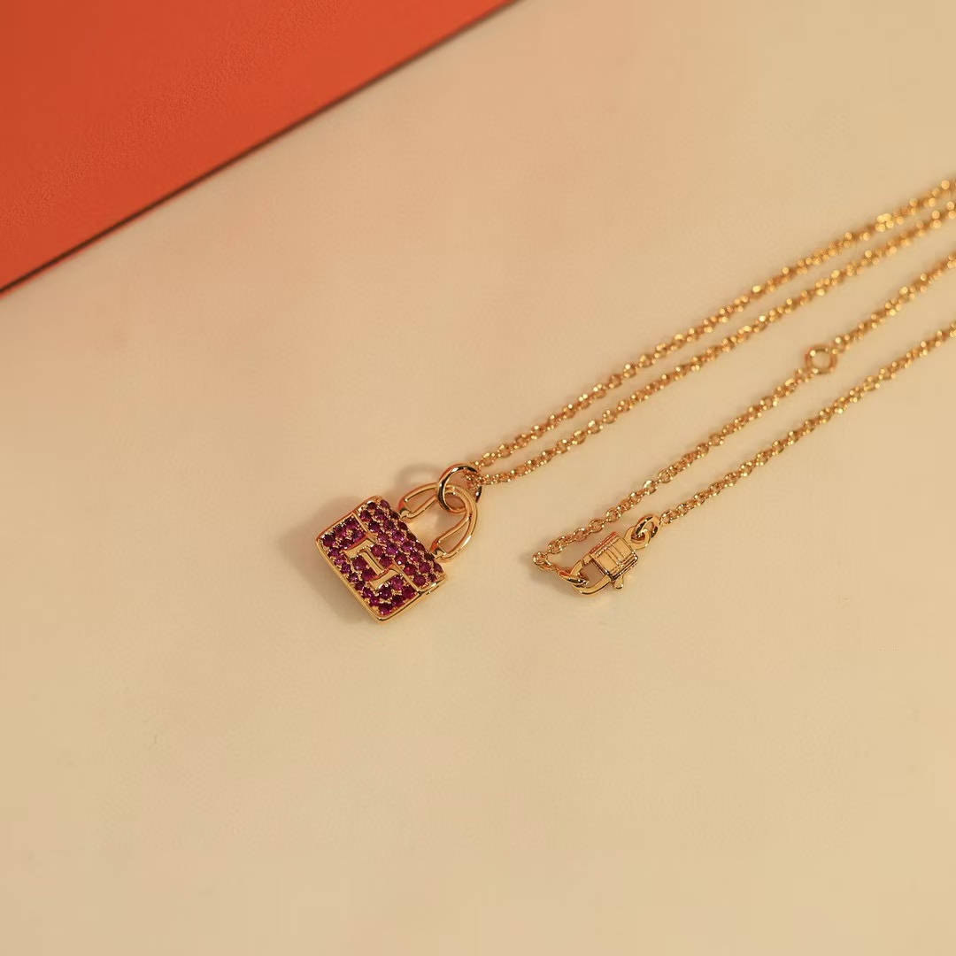 HERME5 バッグ型ダイヤモンドネックレス【50％割引+送料無料】