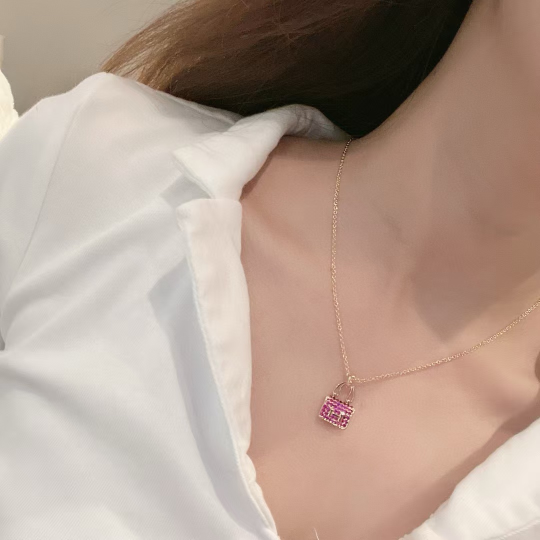 HERME5 バッグ型ダイヤモンドネックレス【50％割引+送料無料】