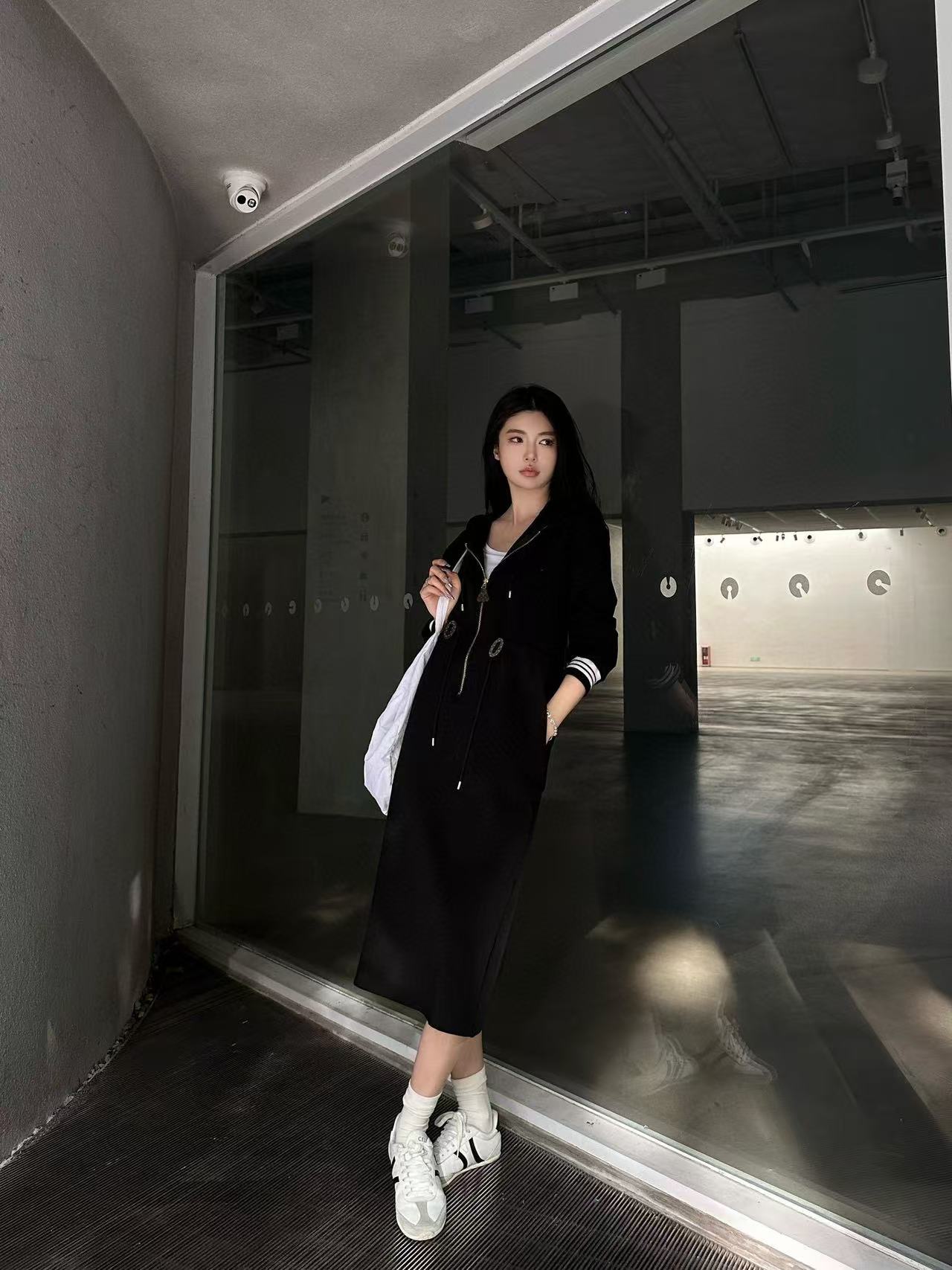 LV高品質ドローストリングウエストフード付きドレス【50％割引+送料無料】